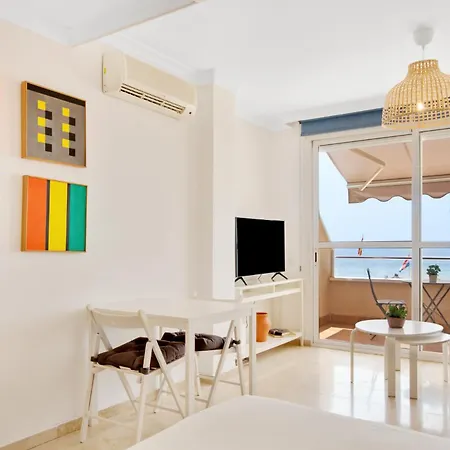 Primera Linea De Playa, Aparcamiento Y Wifi Gratis Torremolinos