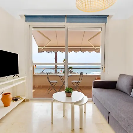 Primera Linea De Playa, Aparcamiento Y Wifi Gratis Apartment